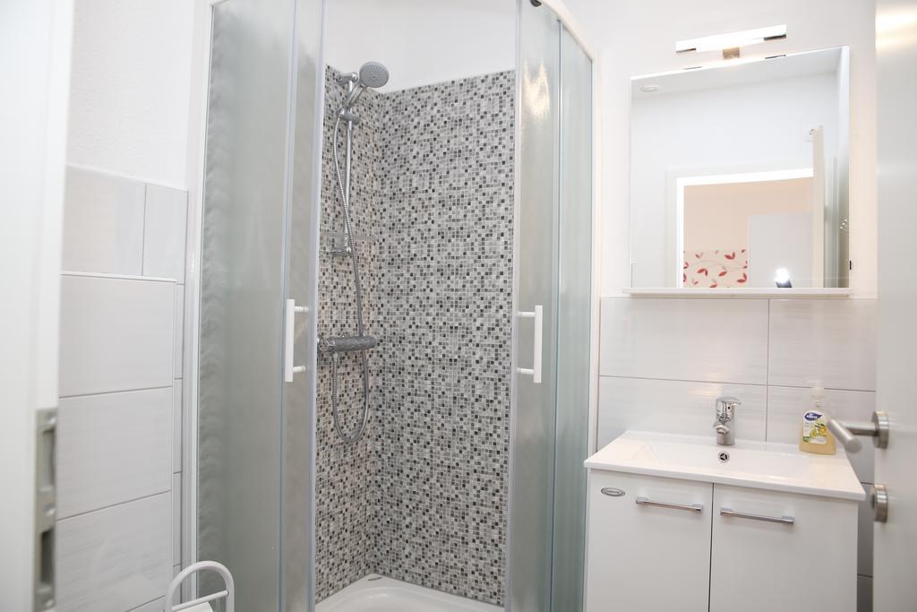 Apartments Gabrijel Водице Екстериор снимка