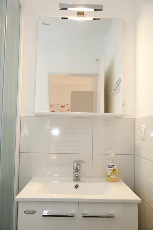 Apartments Gabrijel Водице Екстериор снимка