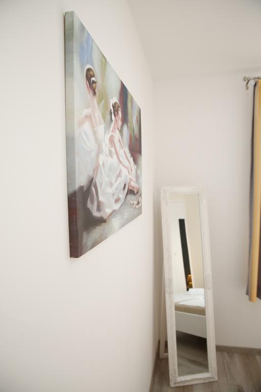Apartments Gabrijel Водице Екстериор снимка