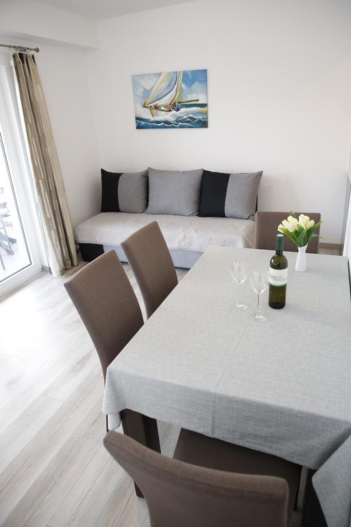 Apartments Gabrijel Водице Екстериор снимка